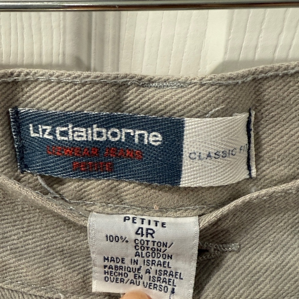 Liz Claiborne VINTAGE Classic Fit Jeans, Mom Jeans, Wedgie Fit, Lizwear Jeans - Picture 2 of 9